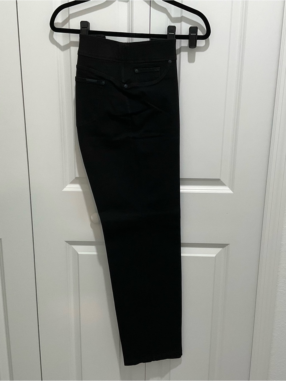 Black Denim Jeans SZ L 14-16 Pull On NYGARD Straight Slims NWT - Picture 3 of 8